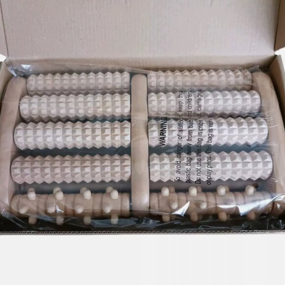 TheraFlow Dual Enhanced Foot Massager Roller THFFRL with Foot Reflexology Chart - Picture 1 of 8